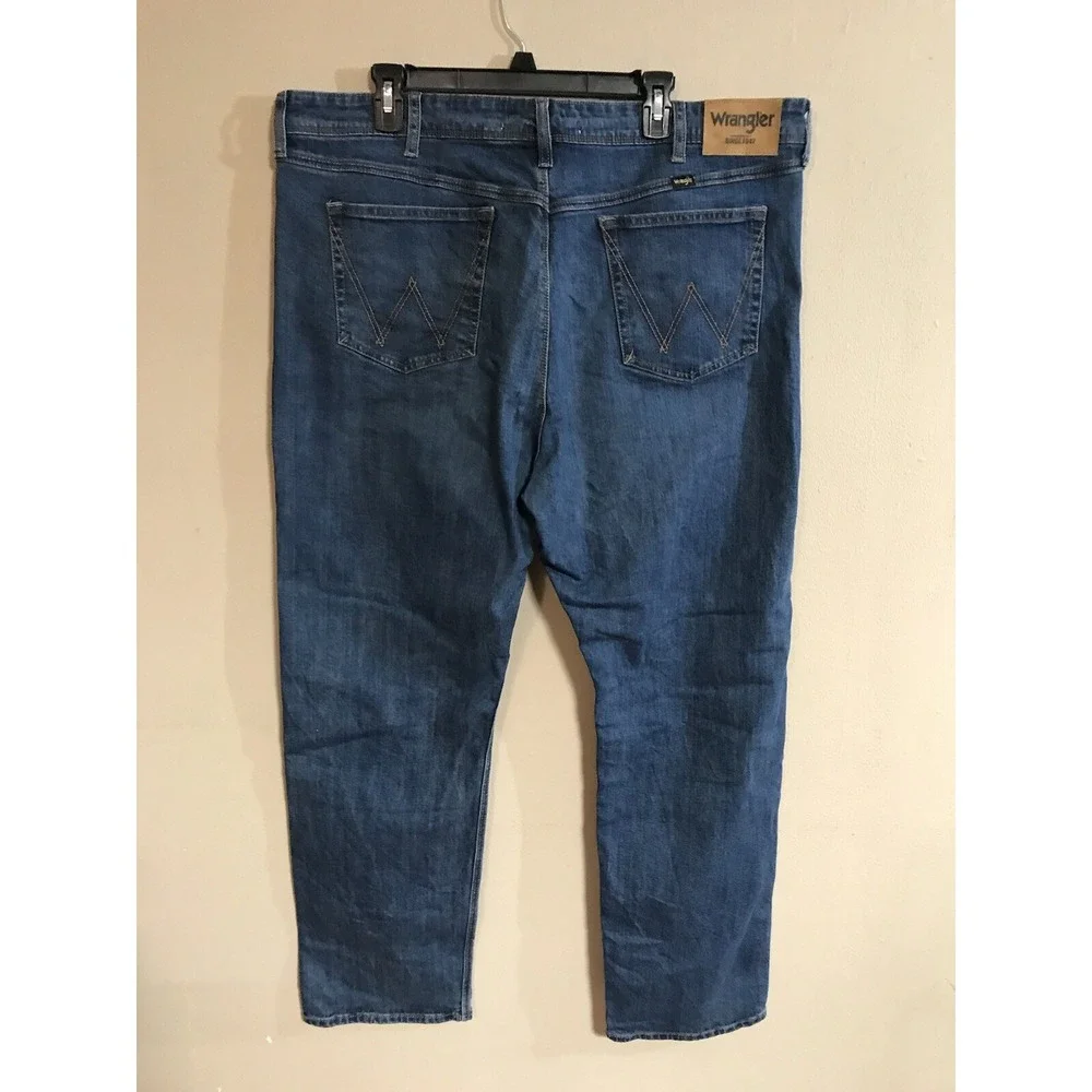 2- Wrangler Men's Classic W Back Pockets 5 Pocket Jeans Cotton Regular Fit 40x32